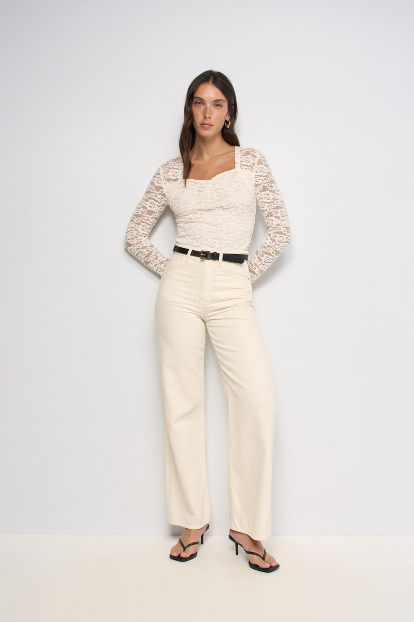 CAMISOLA DE RENDA