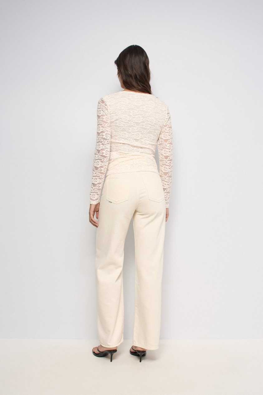 CAMISOLA DE RENDA