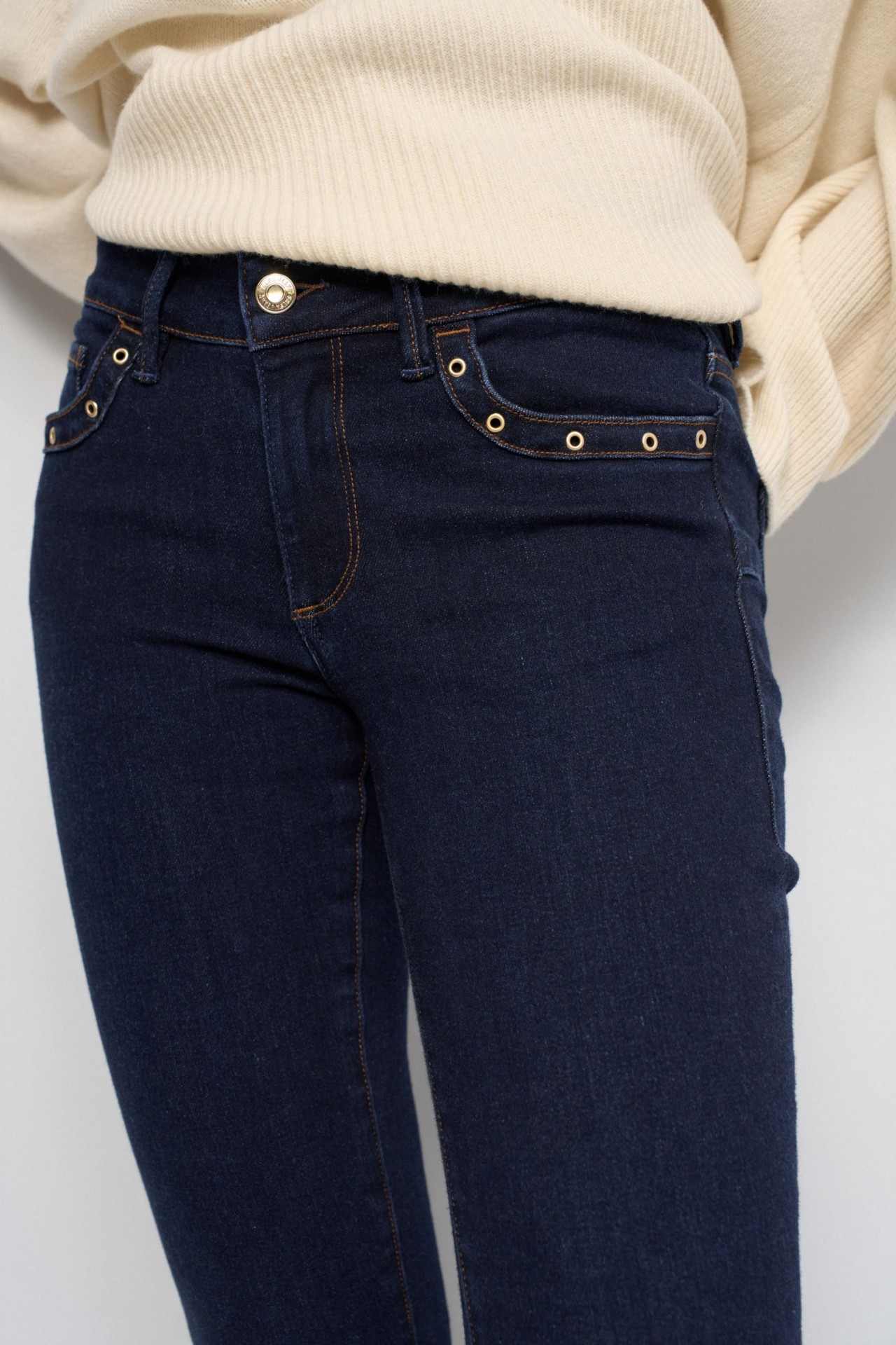 WONDER PUSH UP SKINNY JEANS