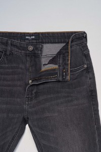 VAQUEROS SKINNY FIT