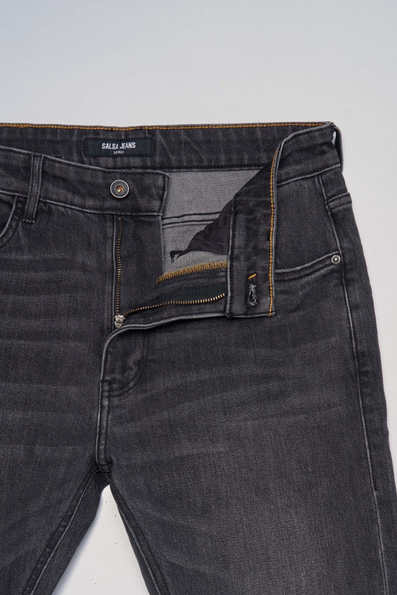 VAQUEROS SKINNY FIT
