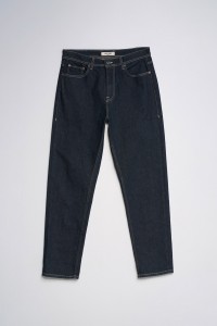 RELAXED FIT JEANS