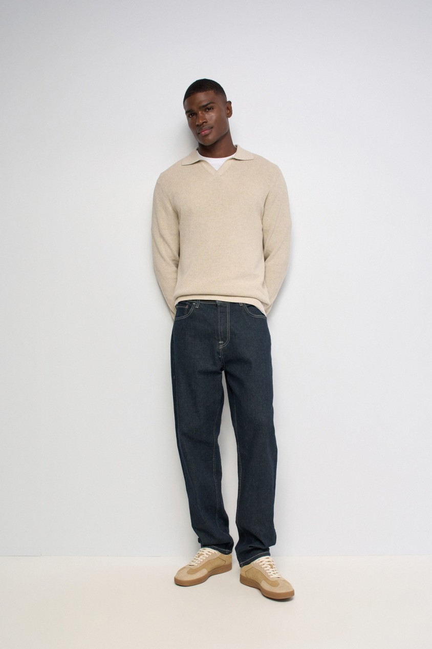 RELAXED FIT JEANS