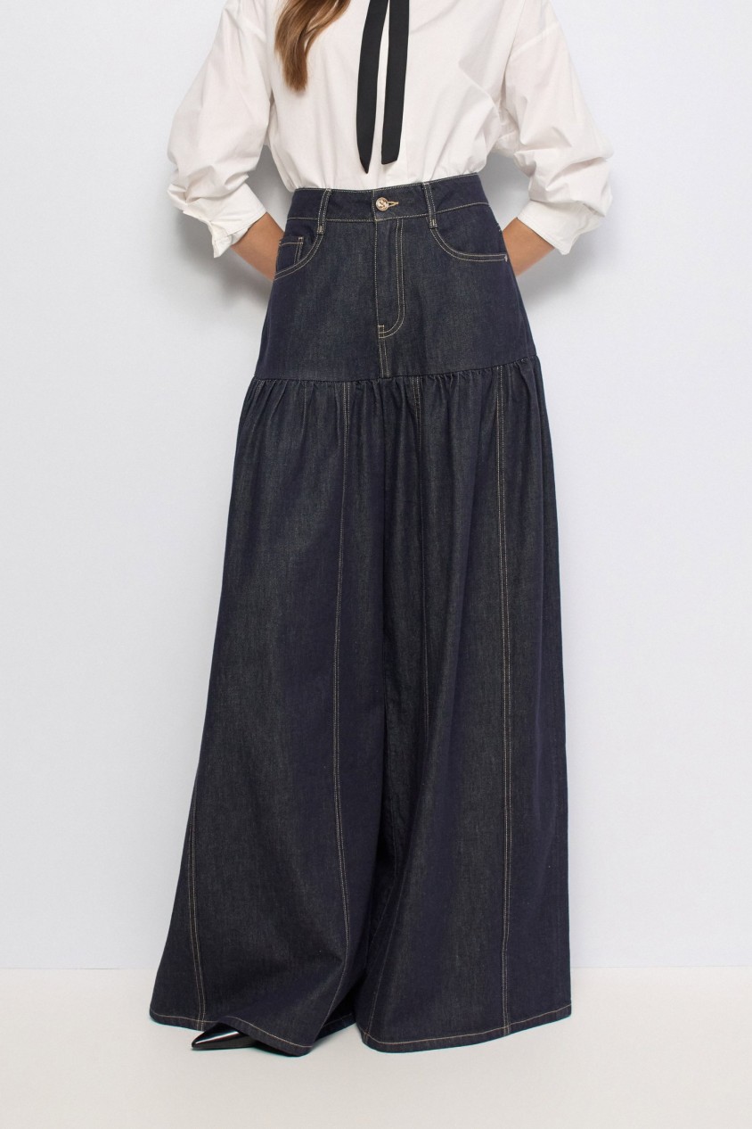 VAQUEROS SUPER WIDE LEG EFECTO FALDA EN RAW DENIM