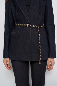 BLAZER EN DENIM CEINTUR�