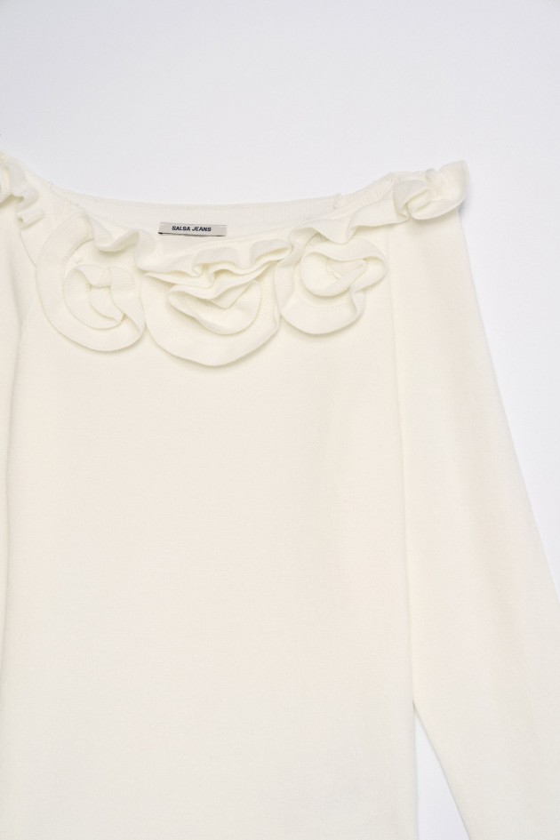 SWEATER WITH 3D FLORAL APPLIQUÉS
