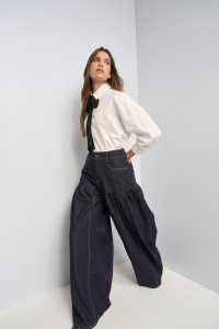 SUPER WIDE LEG JEANS MIT ROCK-EFFEKT DENIM ATELIER SUPER WIDE LEG JEANS MIT ROCK-EFFEKT DENIM ATELIER