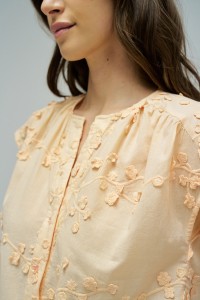 BLOUSE MET 3D-EFFECT STAR CLUB