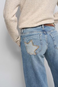 LOW RISE WIDE JEANS