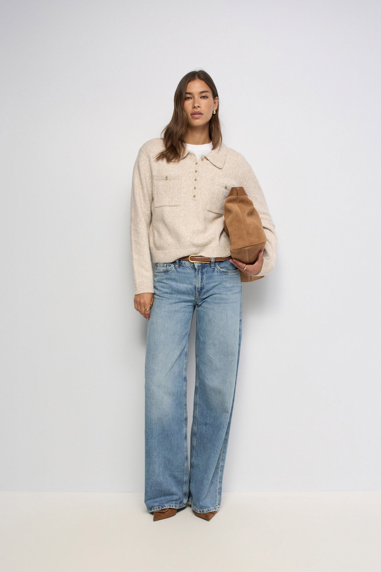 LOW RISE WIDE JEANS