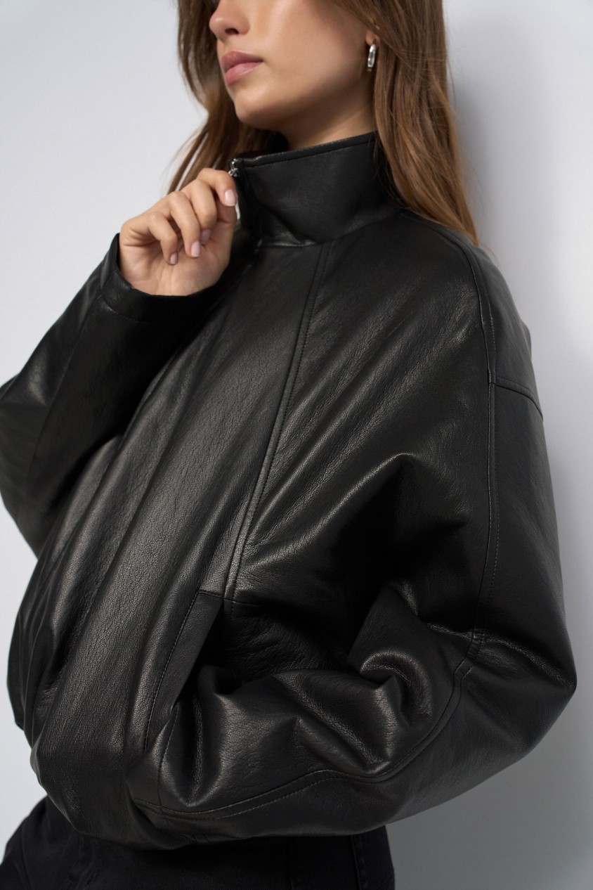 BOMBER MET LEEREFFECT