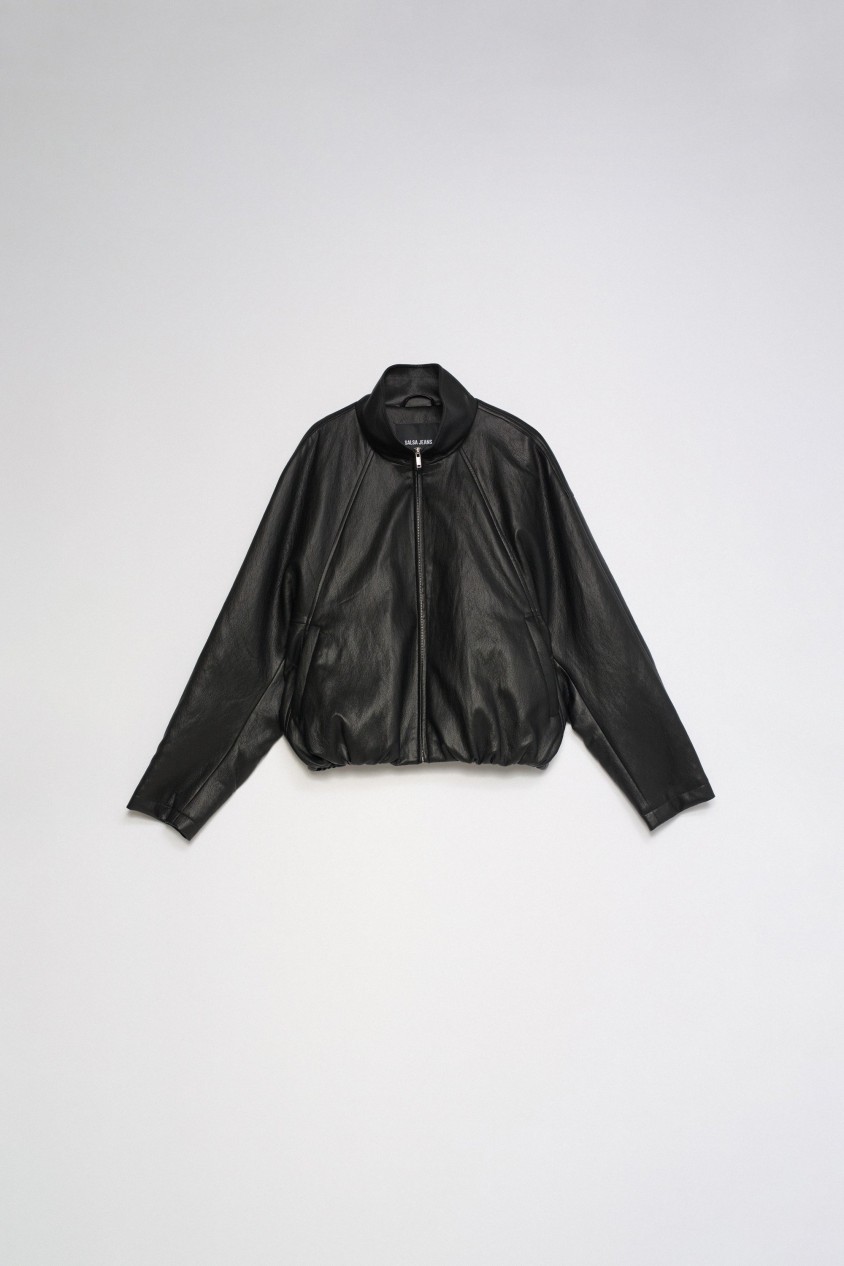 BOMBER MET LEEREFFECT