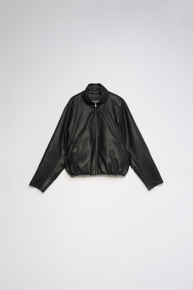 BOMBER MET LEEREFFECT
