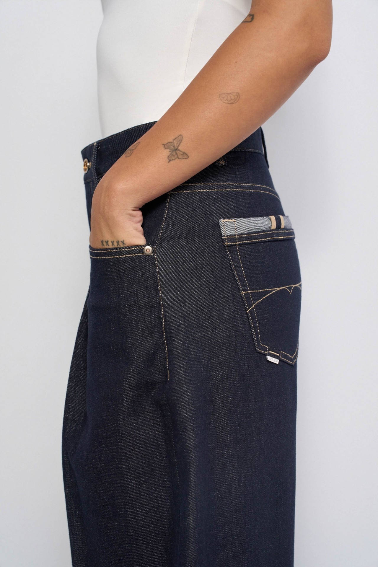BARREL JEANS DENIM ATELIER