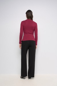 PULL EN MAILLE C�TEL�E