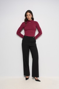 PULL EN MAILLE C�TEL�E