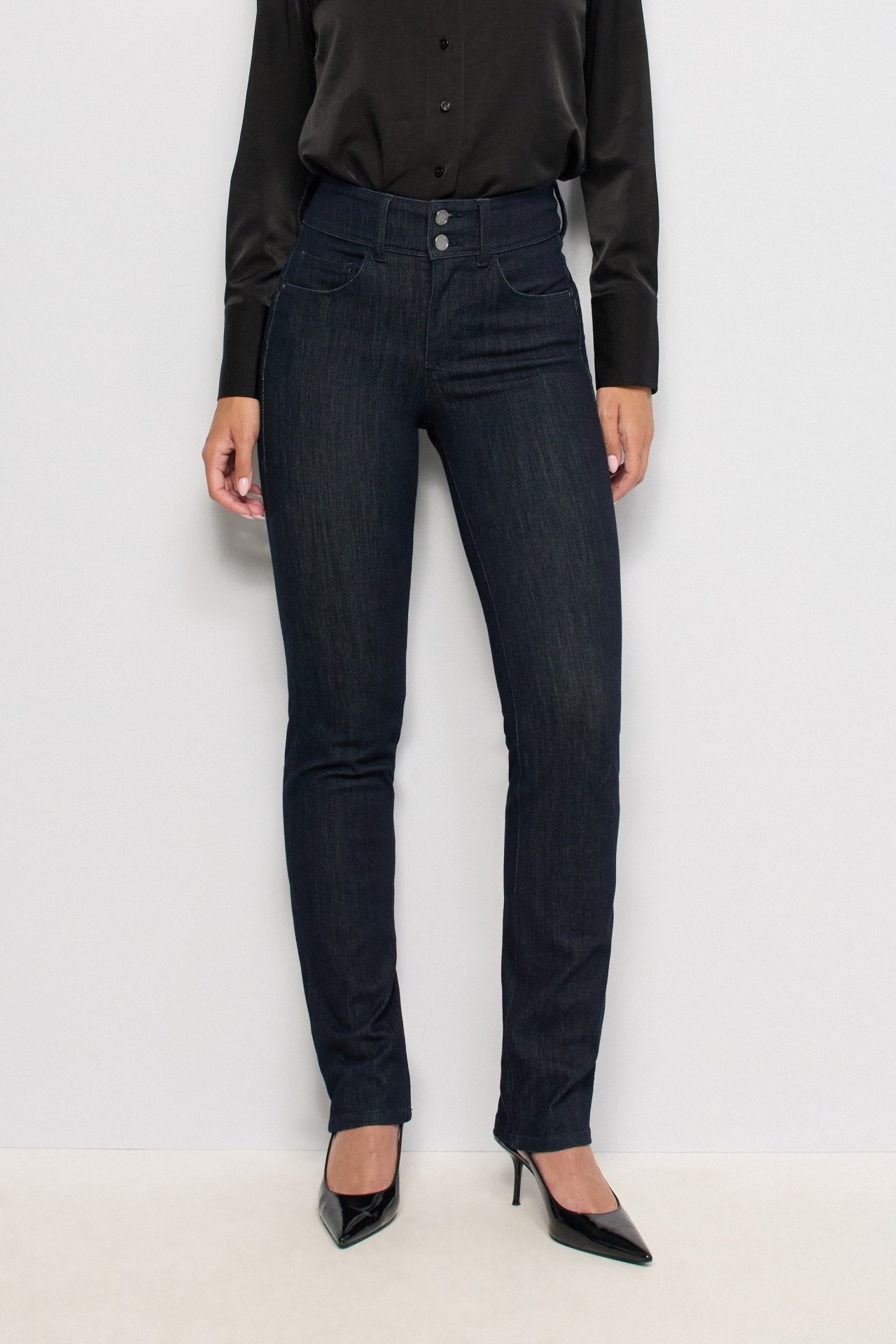 JEANS SECRET SLIM RINSE WASH