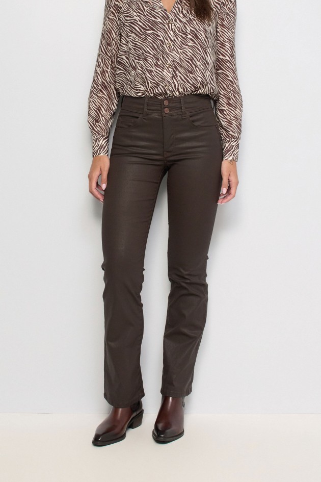 SECRET PUSH IN BOOTCUT COATED JEANS