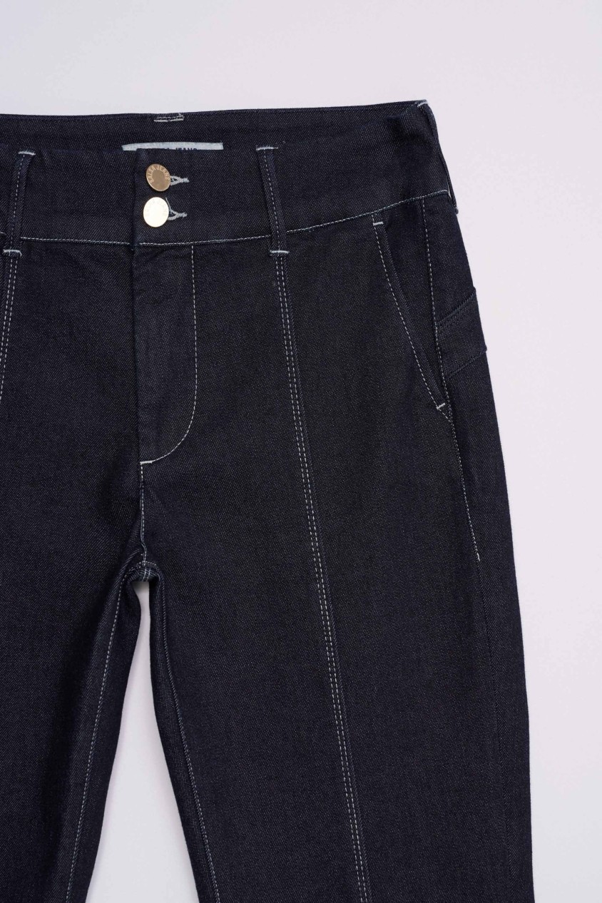 SECRET CHINO FLARE W BACK POCKET FLAPS