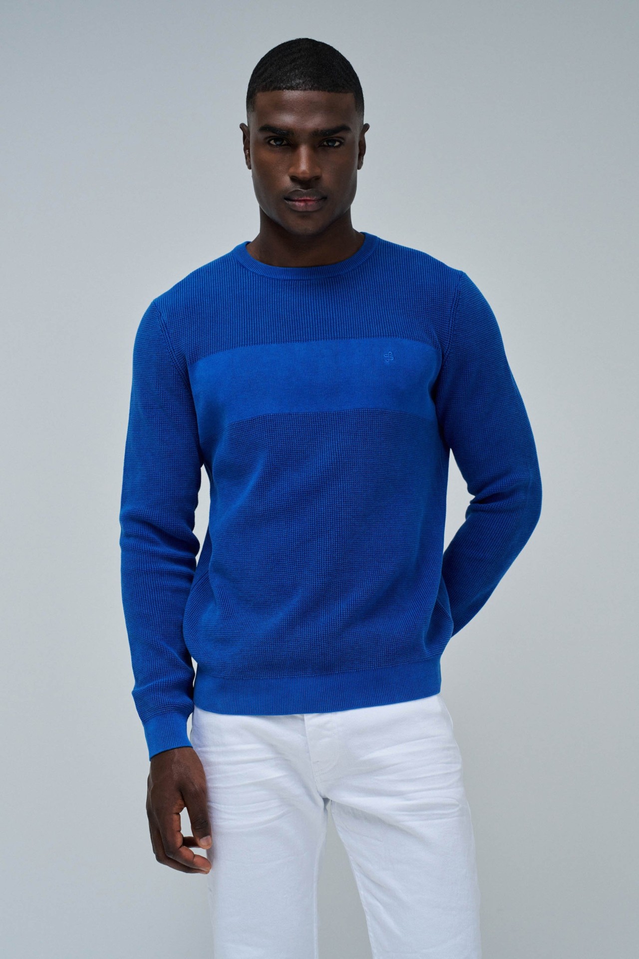 CAMISOLA TRICOTADA COM TEXTURA