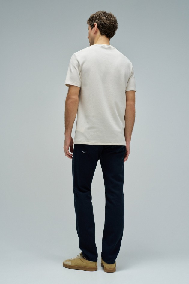 T-SHIRT MET TEXTUUR
