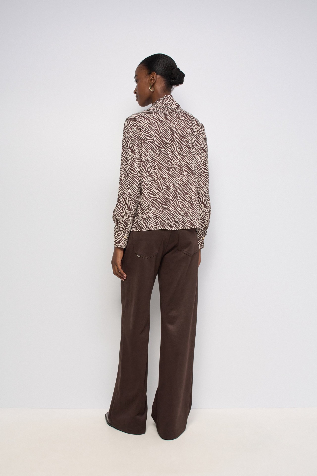 ANIMAL-PRINT-BLUSE MIT SCHLEIFE