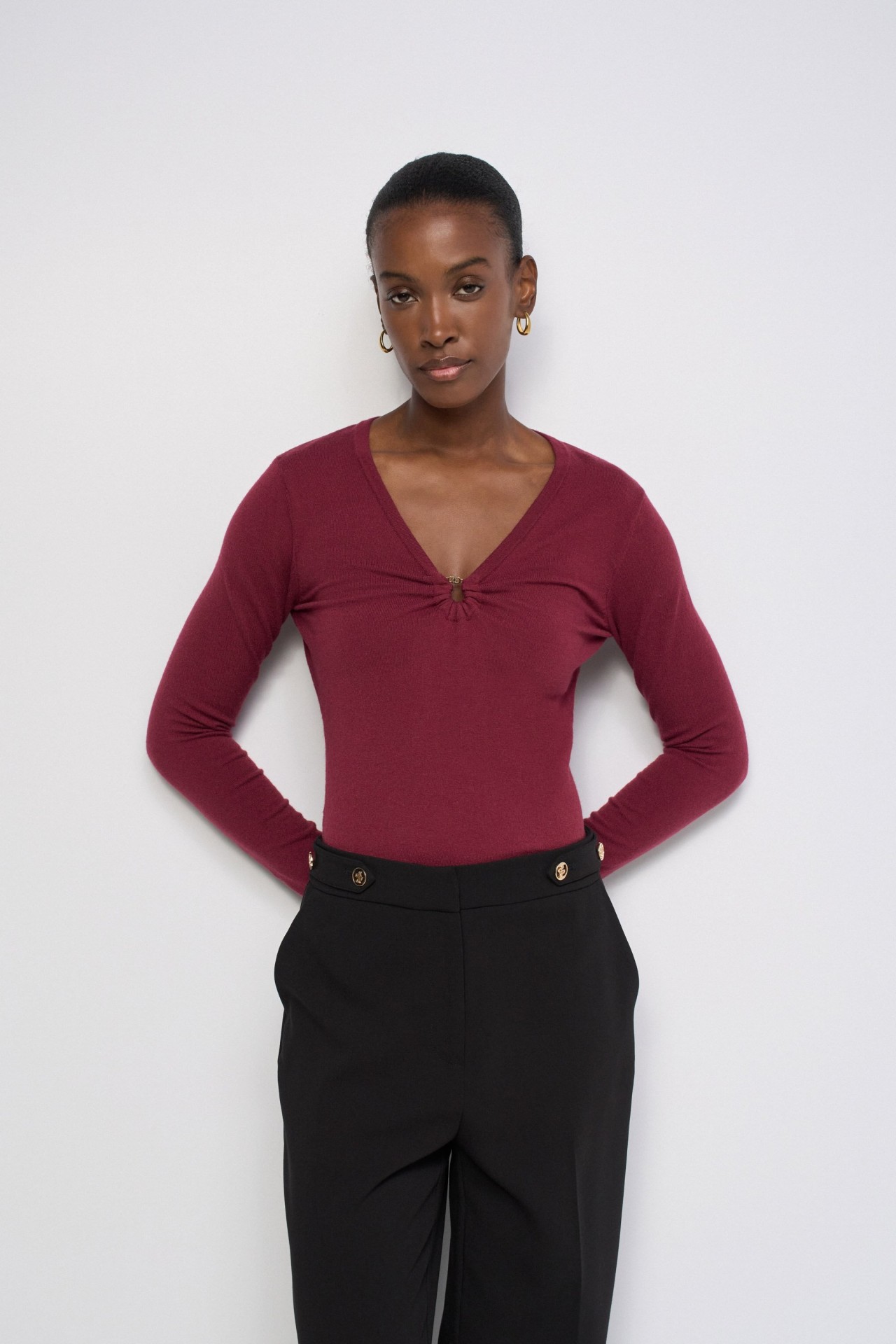 PULL FRONC� SUR LA POITRINE