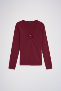 PULL FRONC� SUR LA POITRINE
