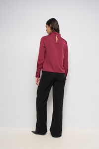 BLOUSE AVEC D�TAIL M�TALLIQUE