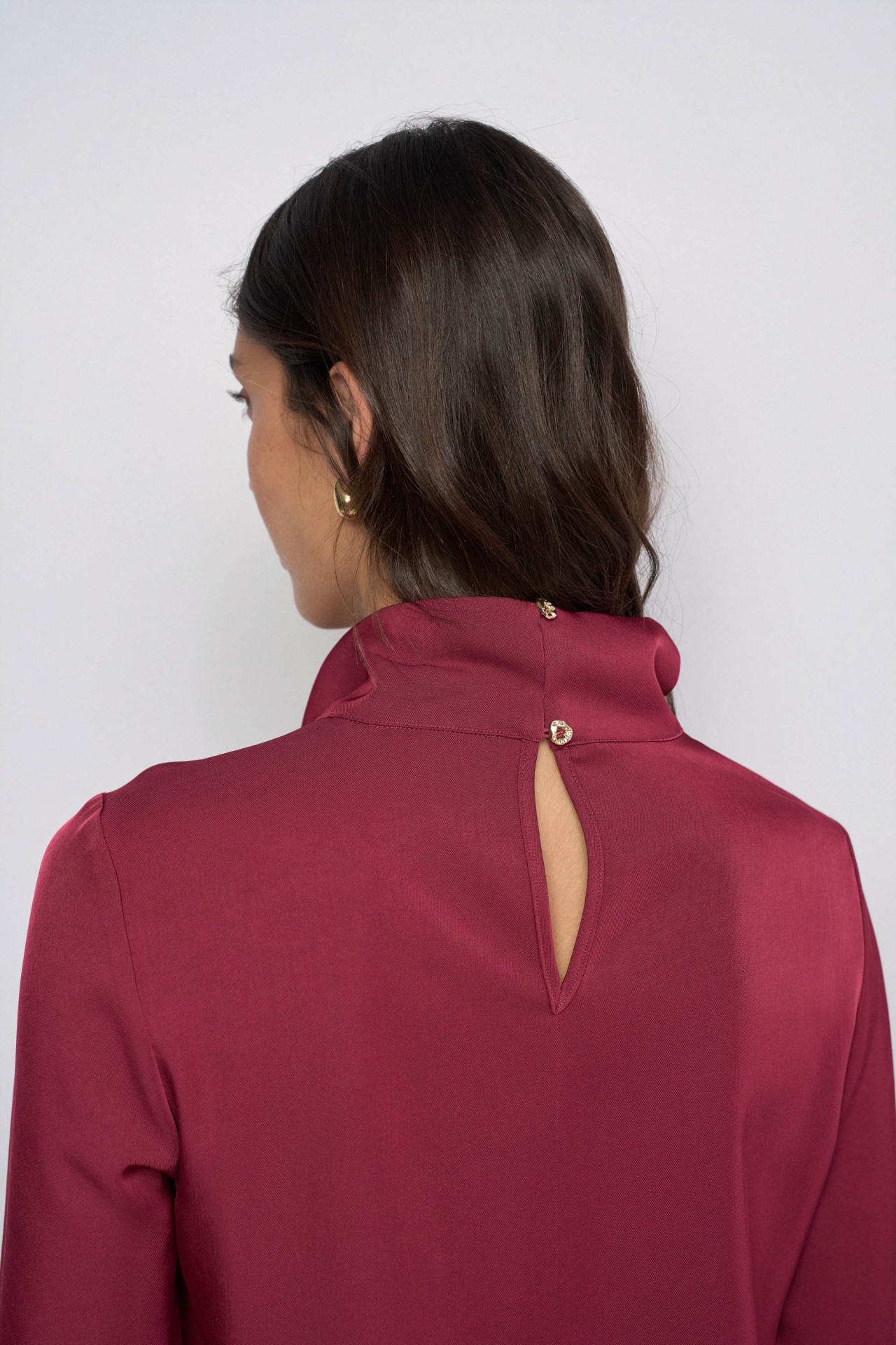 BLOUSE AVEC D�TAIL M�TALLIQUE