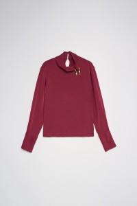 BLOUSE AVEC D�TAIL M�TALLIQUE