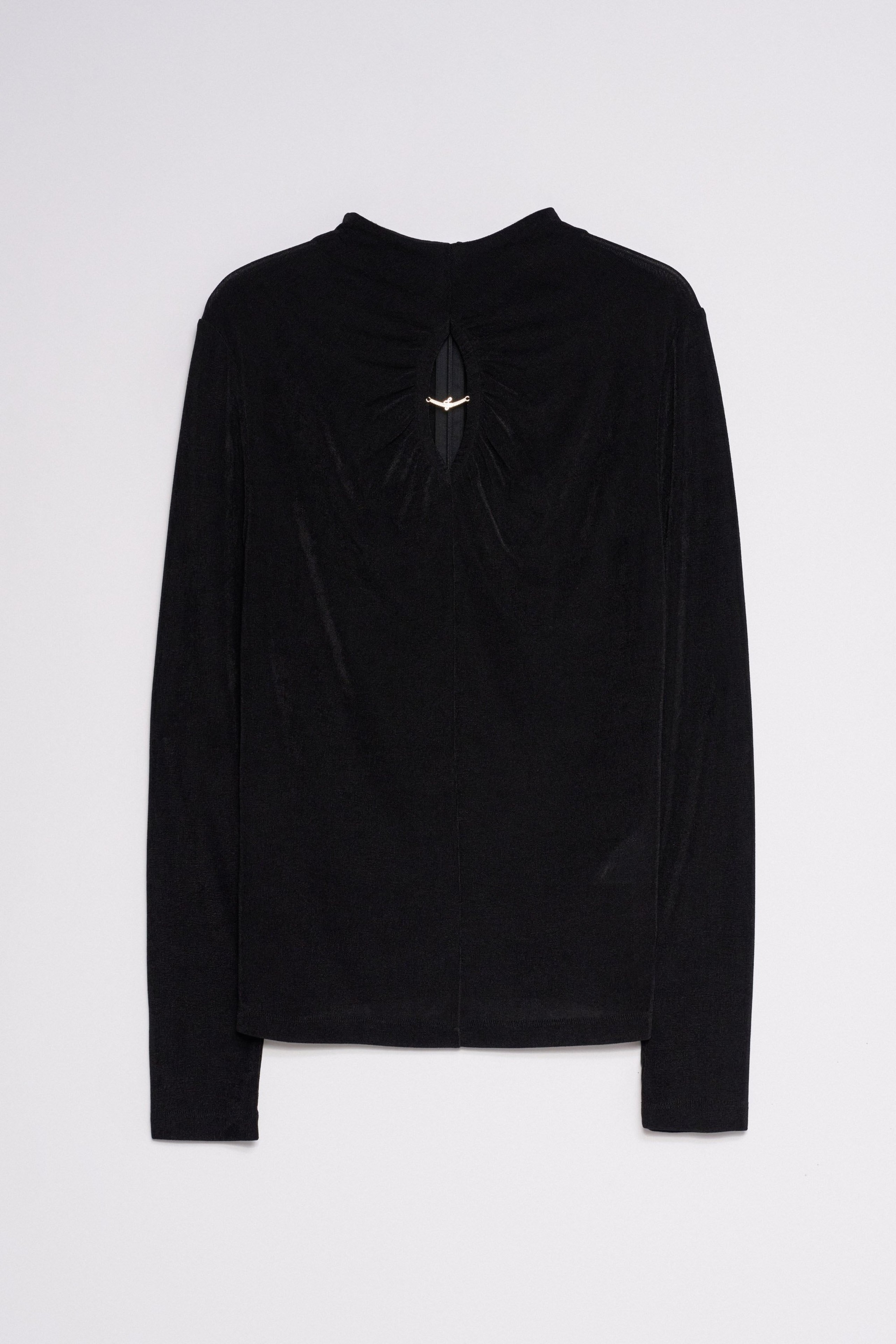 TEXTURIERTER PULLOVER MIT CUT- OUT