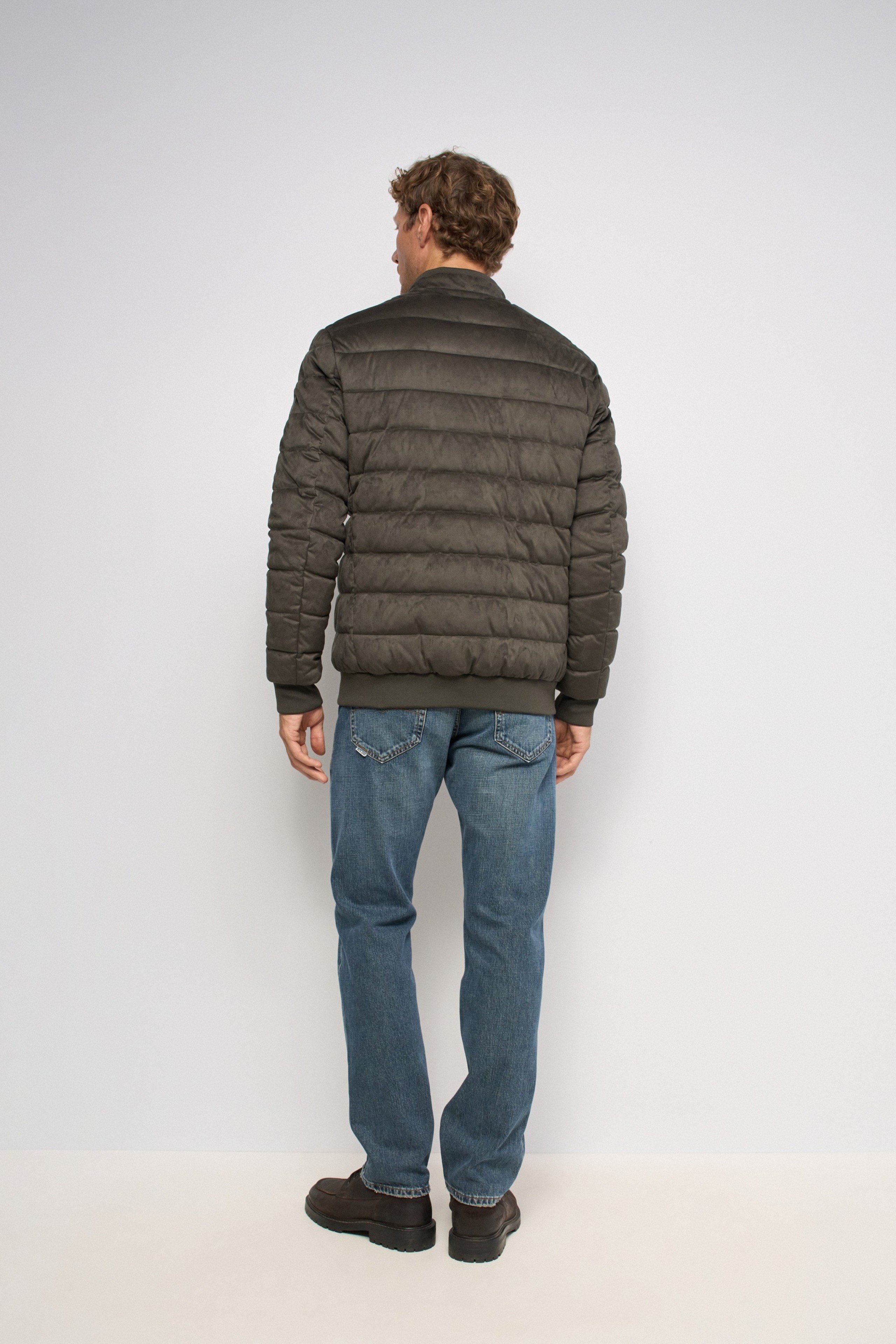PUFFERJACKE IN VELOURSLEDEROPTIK