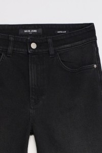 TRUE CROPPED SLIM JEANS