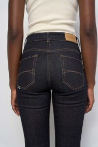 FAITH PUSH IN BOOTCUT JEANS