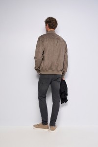 SKINNY FIT JEANS