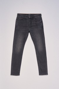 SKINNY FIT JEANS