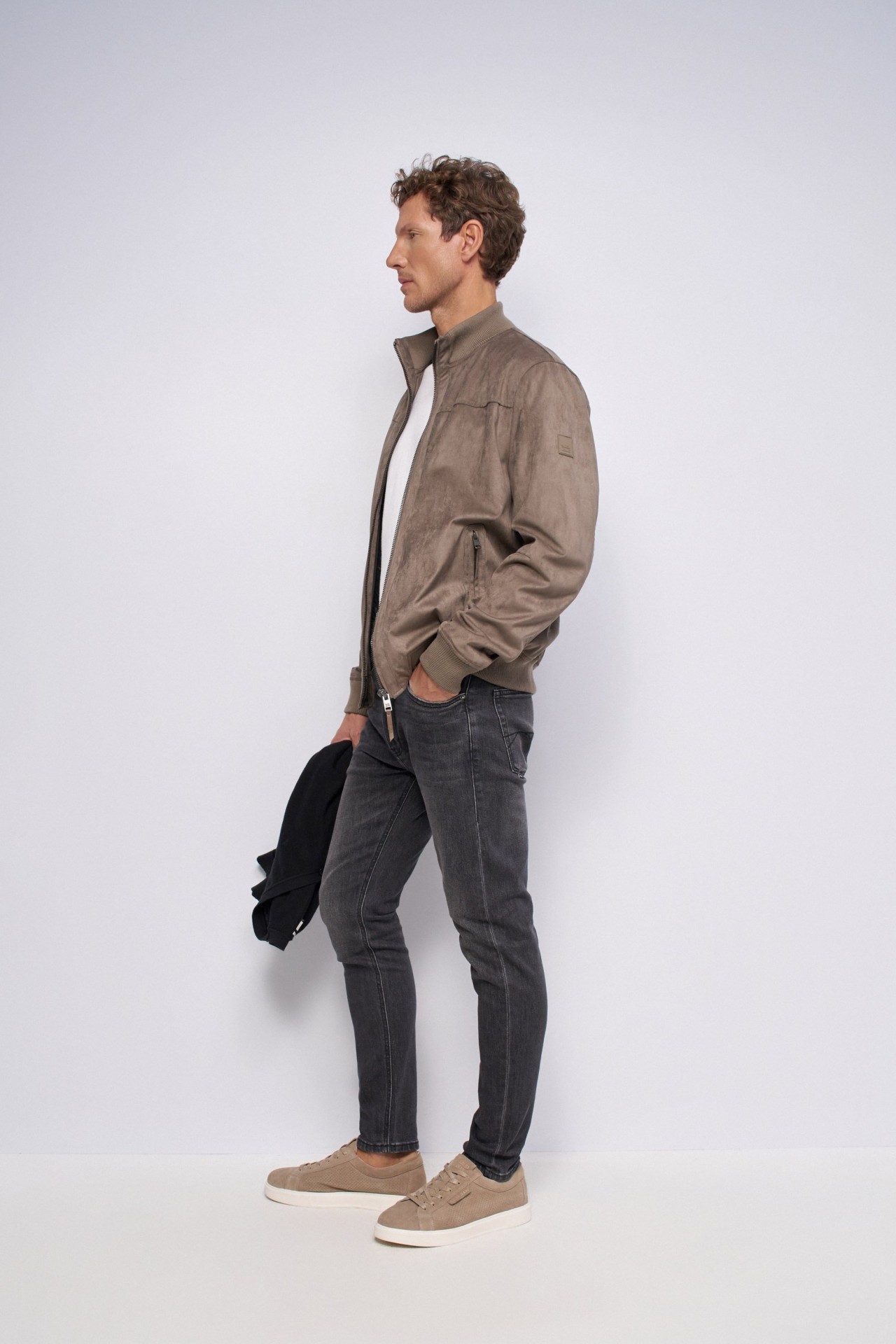 SKINNY FIT JEANS