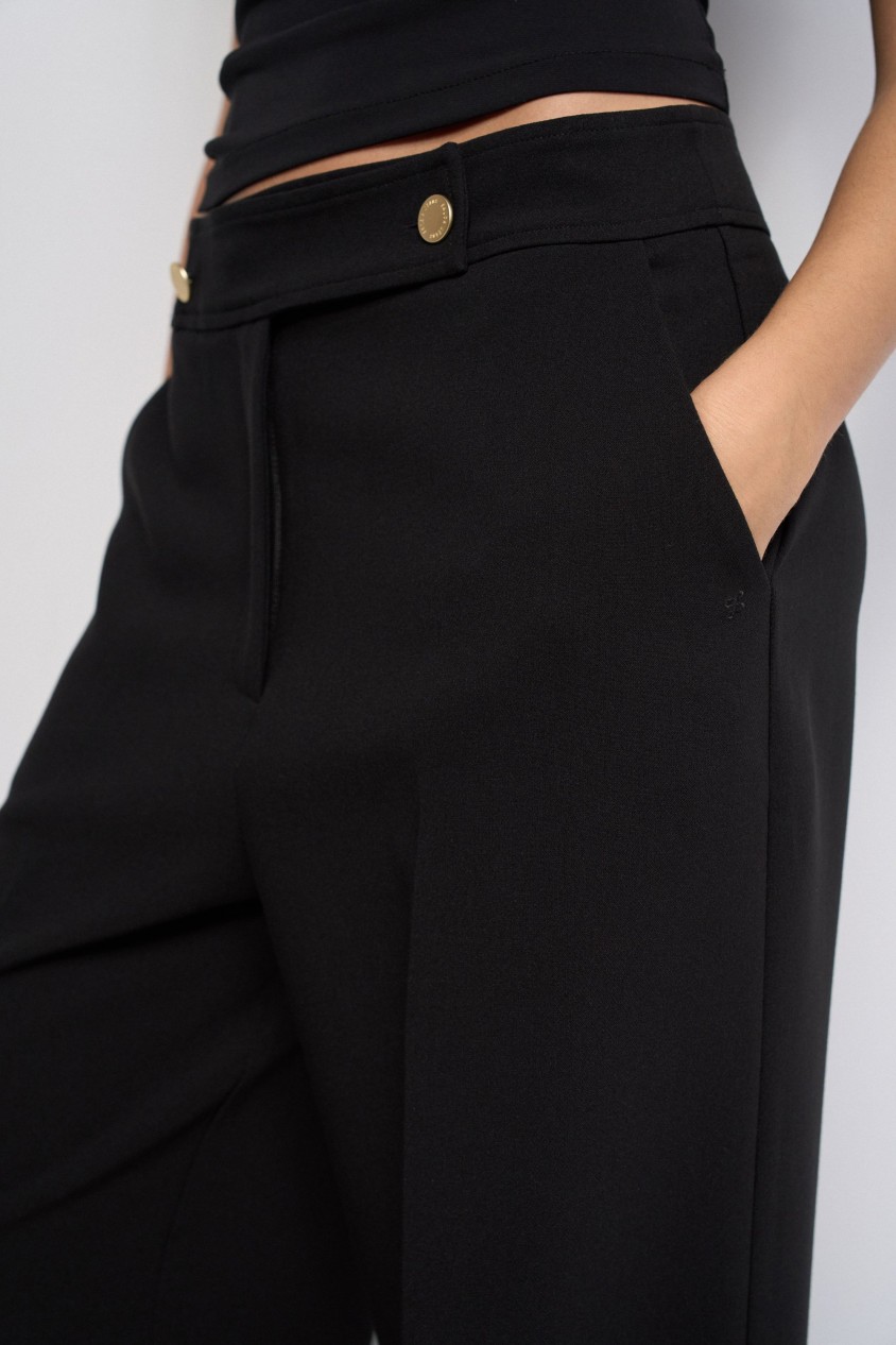 CAL�AS EM TECIDO COM PERNA WIDE