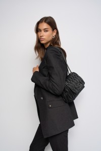 MALA ACOLCHOADA EFEITO PELE