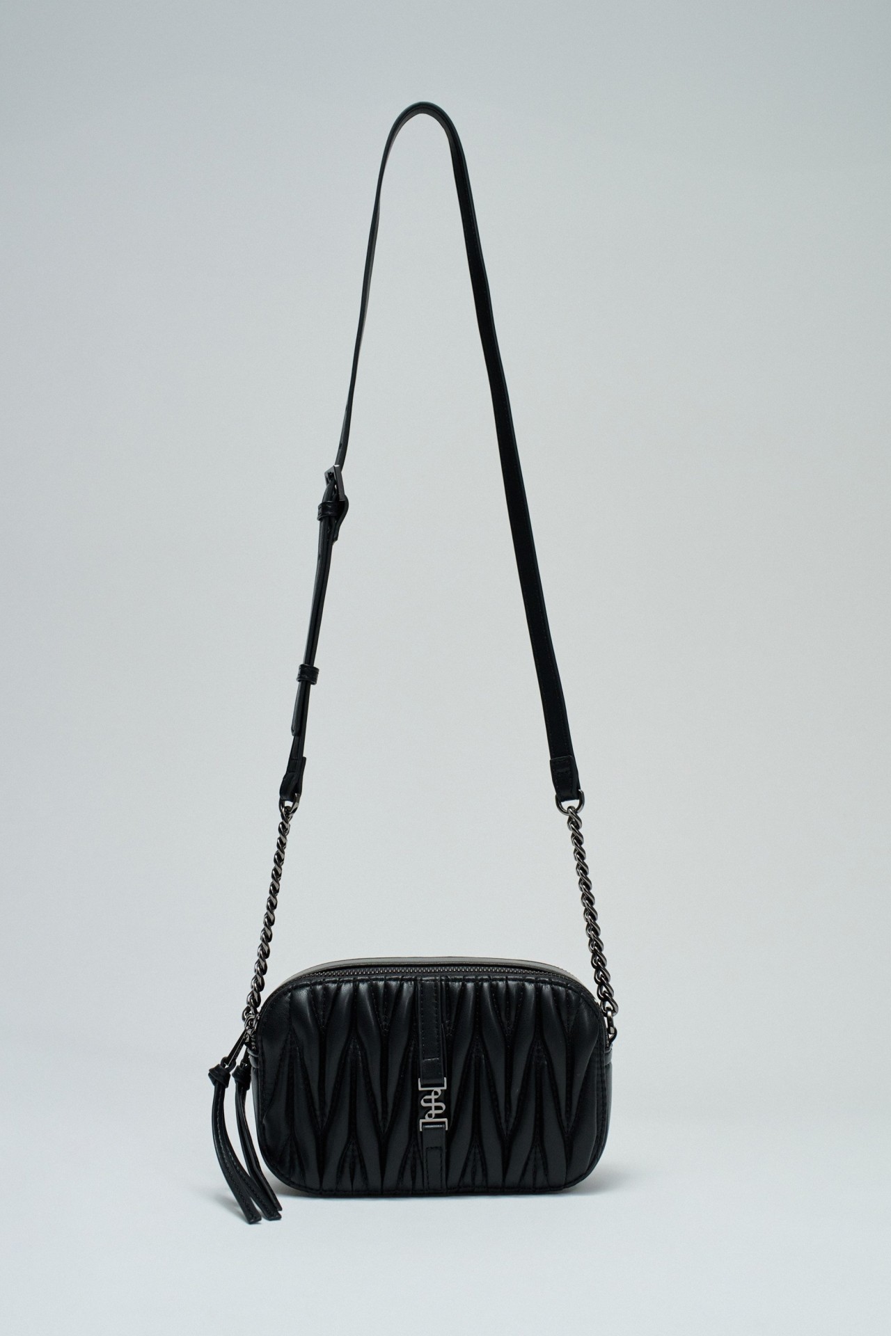 SAC MATELASS� EFFET CUIR