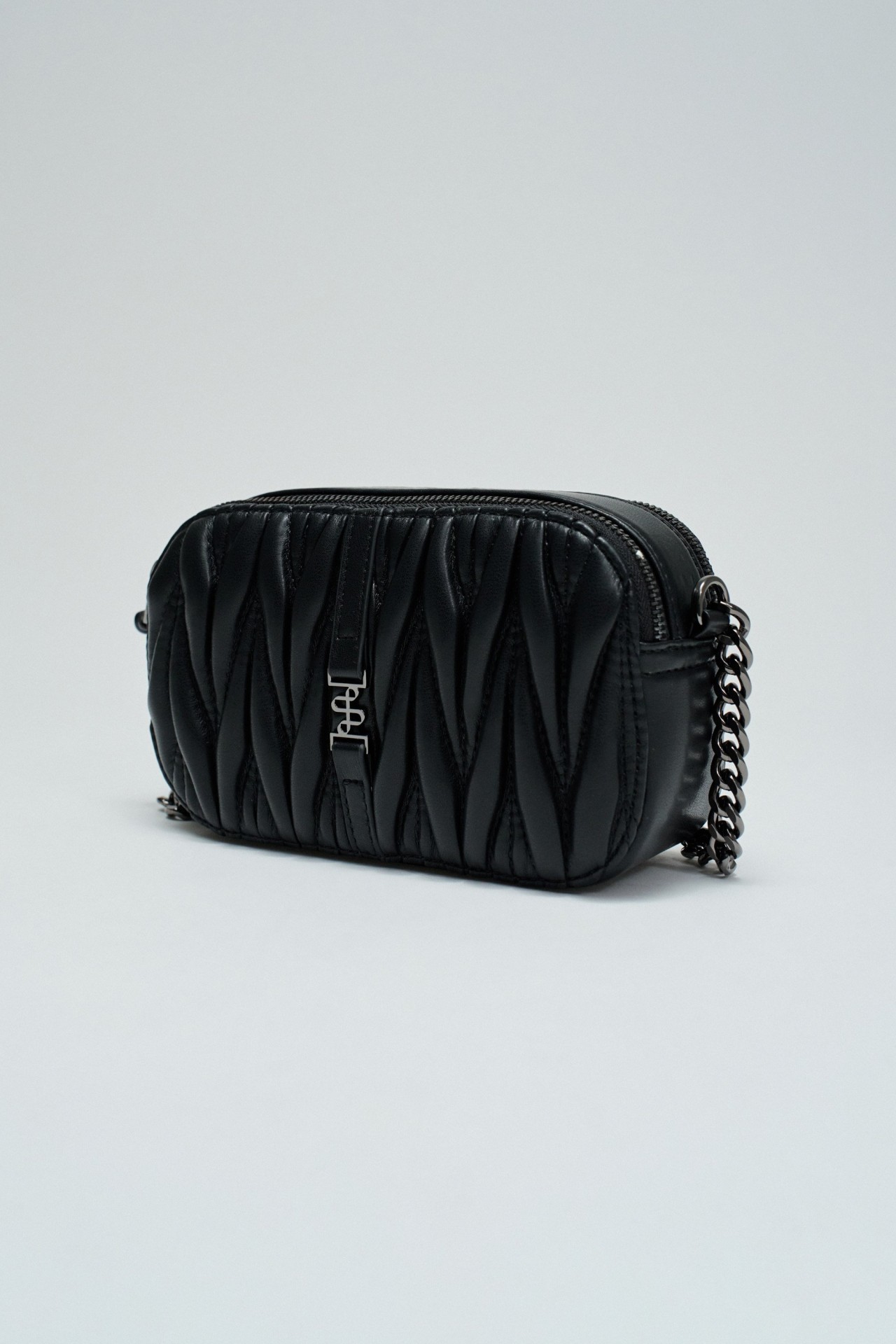 SAC MATELASS� EFFET CUIR