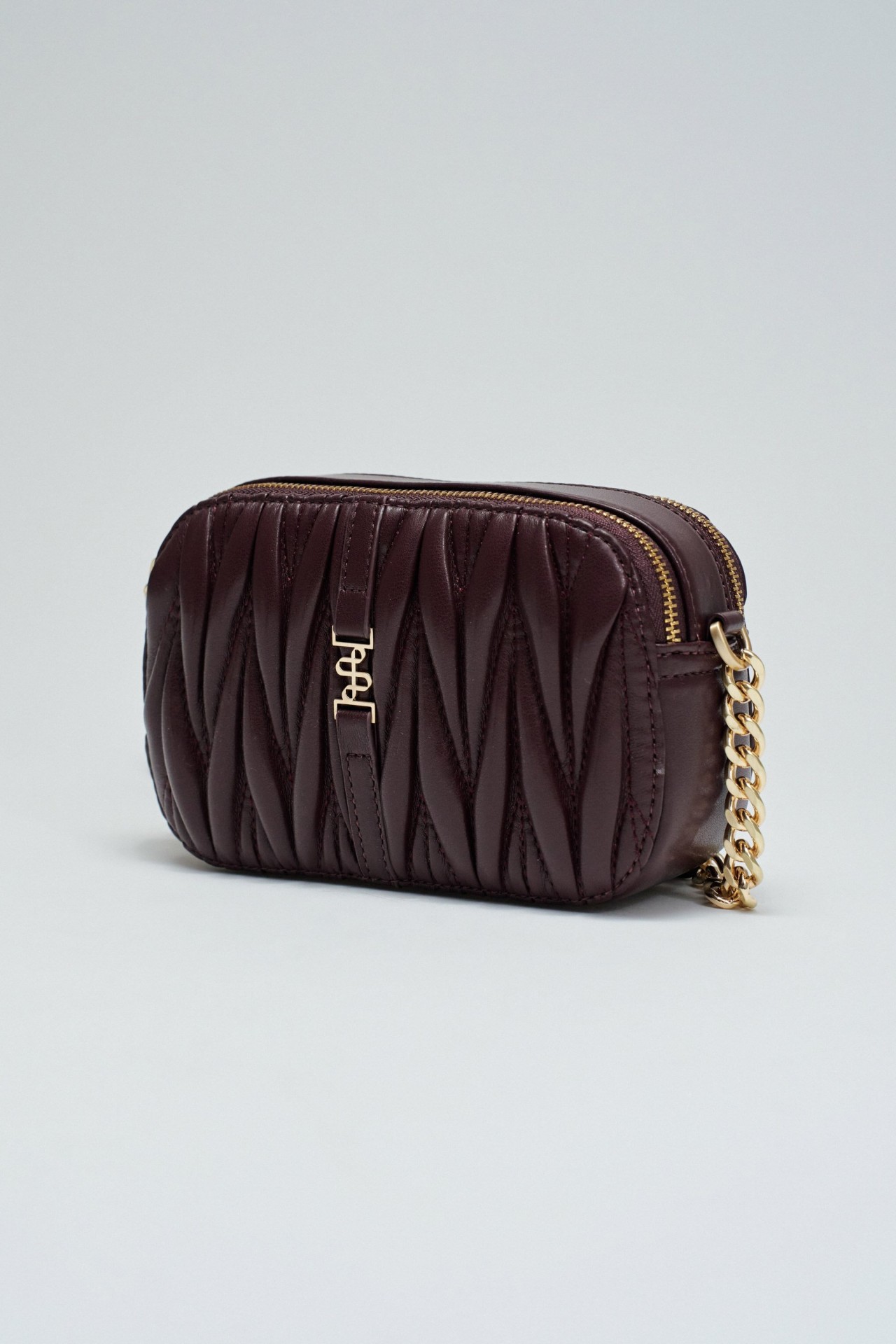 SAC MATELASS� EFFET CUIR