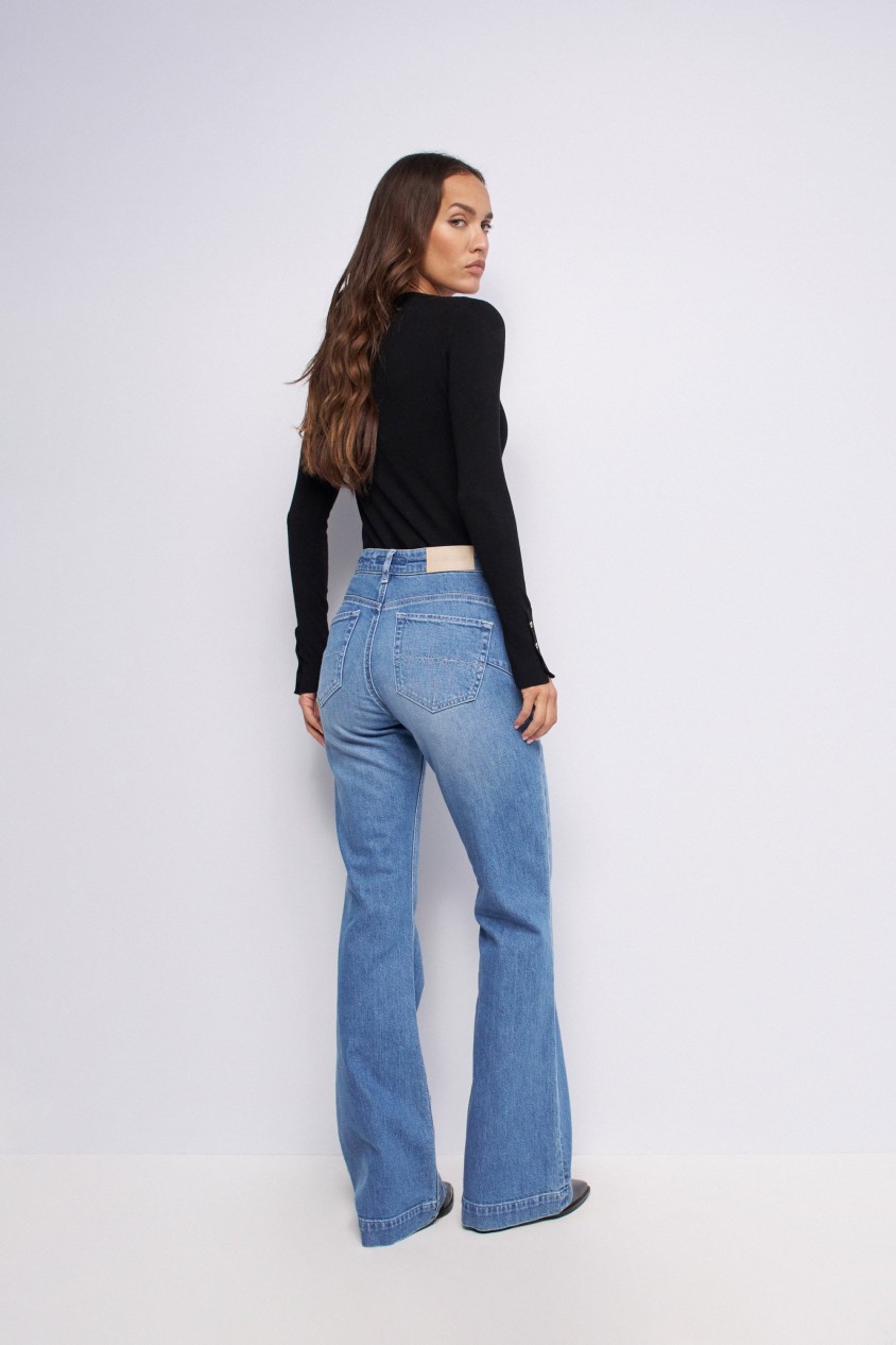 FAITH PUSH IN FLARE JEANS