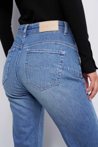 FAITH PUSH IN FLARE JEANS