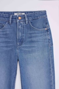 FAITH PUSH IN FLARE JEANS
