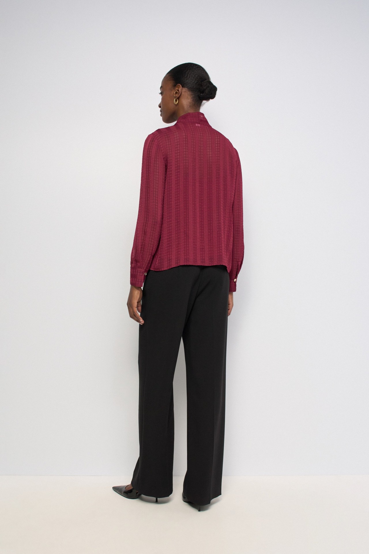 CHEMISE � N?UD