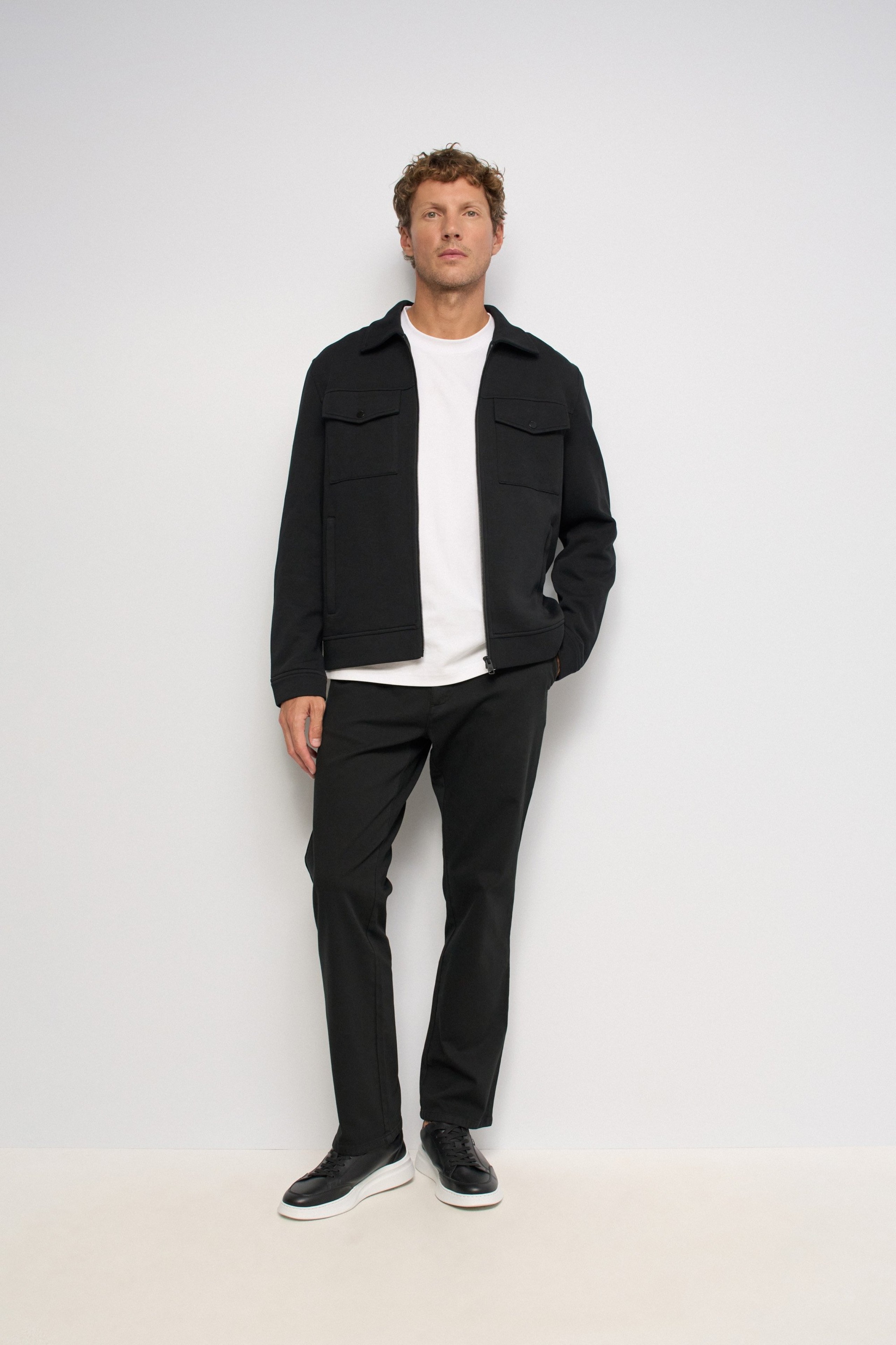 COAT KNITTED WITH CHEST POCKETS