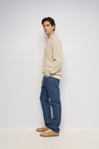 REGULAR FIT JEANS
