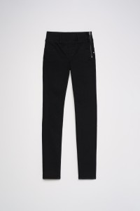 SECRET SILHOUETTE PUSH IN SKINNY
